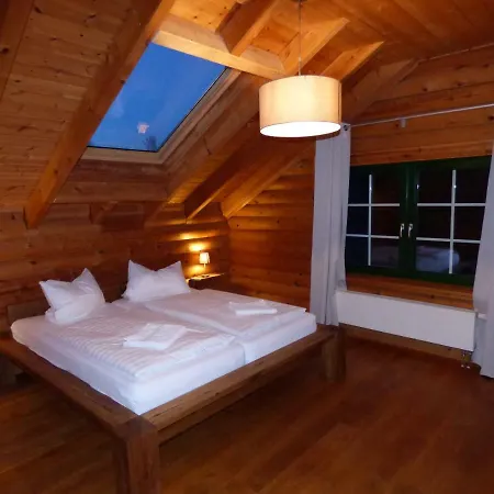 Ferienvilla Mit Whirlpool Und Sauna Hellenthal